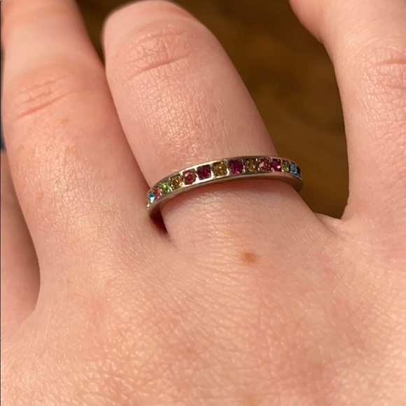 gemstone ring - Picture 2 of 3